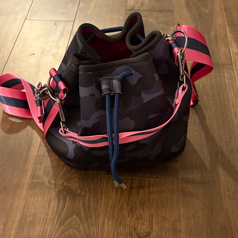 HAUTE SHORE Camouflage Mini Bag in Pink and Black